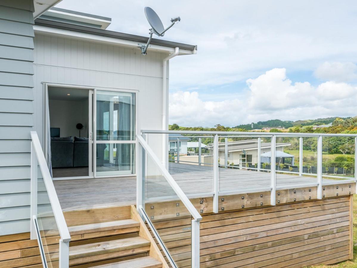Ruakaka Sands - Ruakaka Holiday Home Exterior photo